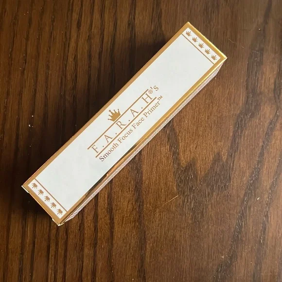 F.A.R.A.H. Smooth Focus Face Primer - Picture 2 of 3